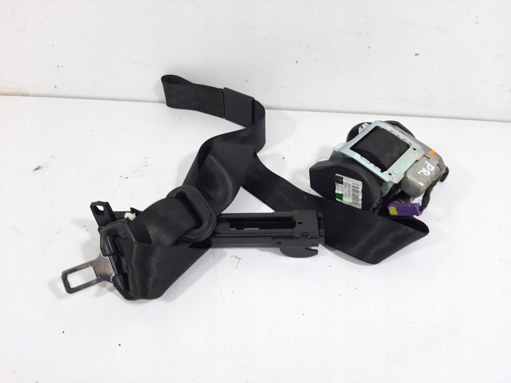 Купить Audi a3 8p 1.9tdi 08r ремень безопасности правый  перед 8p3857706b