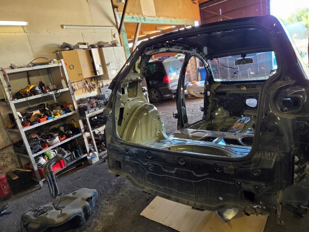 фото №8, Четверть перед задняя крыша комплектная кузов lc9x vw golf v plus