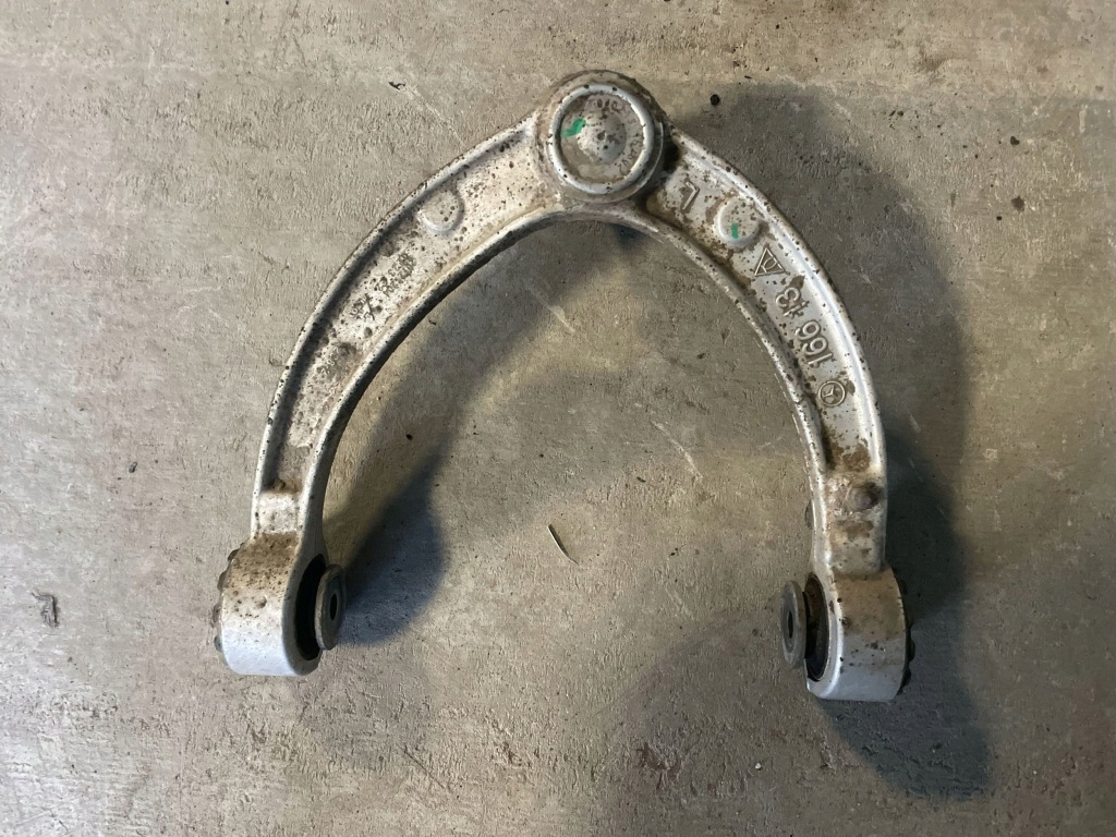 Купить Рычаг верхний передний mercedes-benz gl x166 16613 бензин 2014