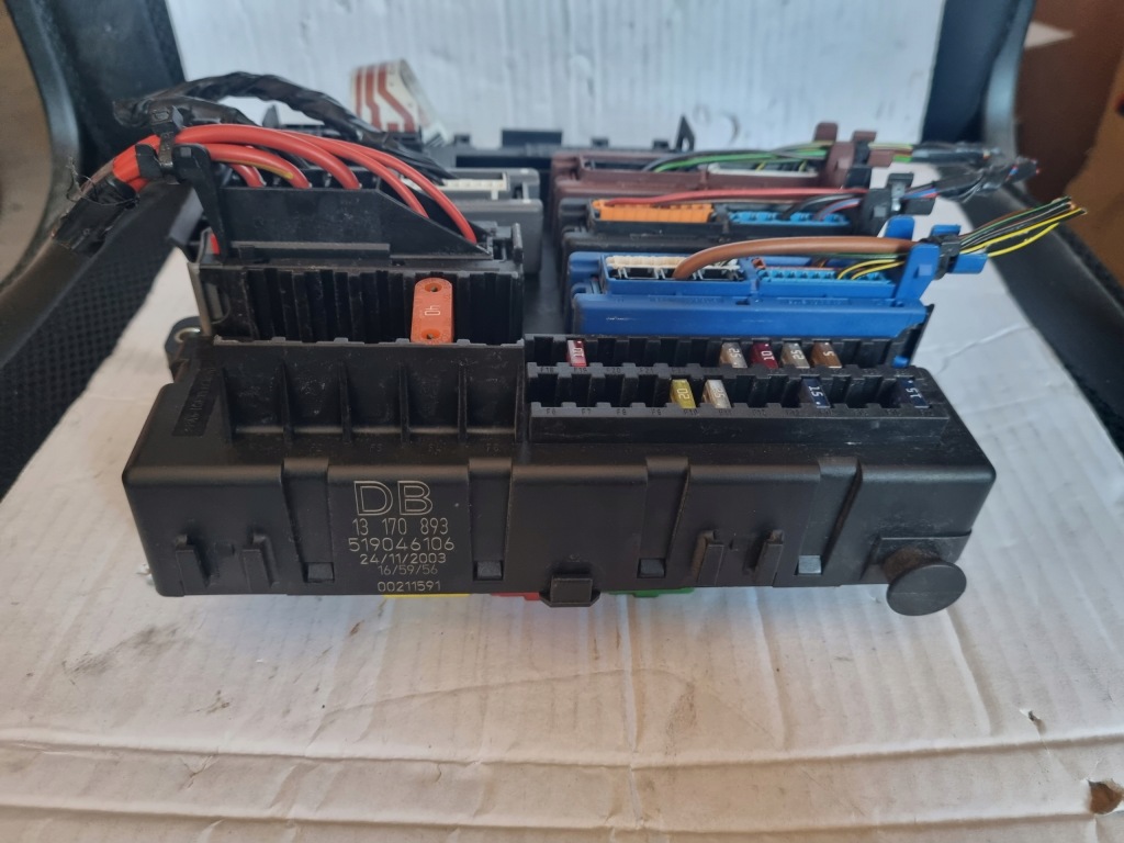 фото №4, Коробка предохранителей opel vectra c 13170893db