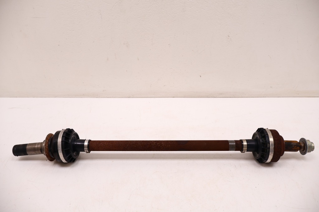 фото №1, Maserati grecale 2.0 mhev приводной вал задняя 6701569260