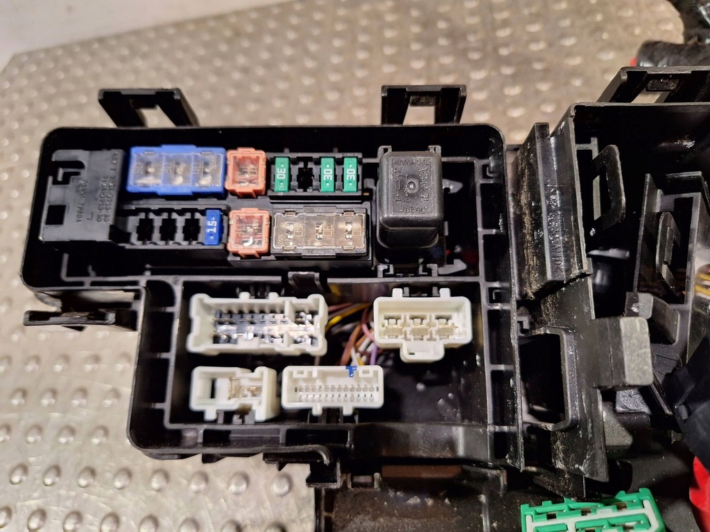 фото №4, Корпус коробка запобіжників 7254576330 renault koleos ii