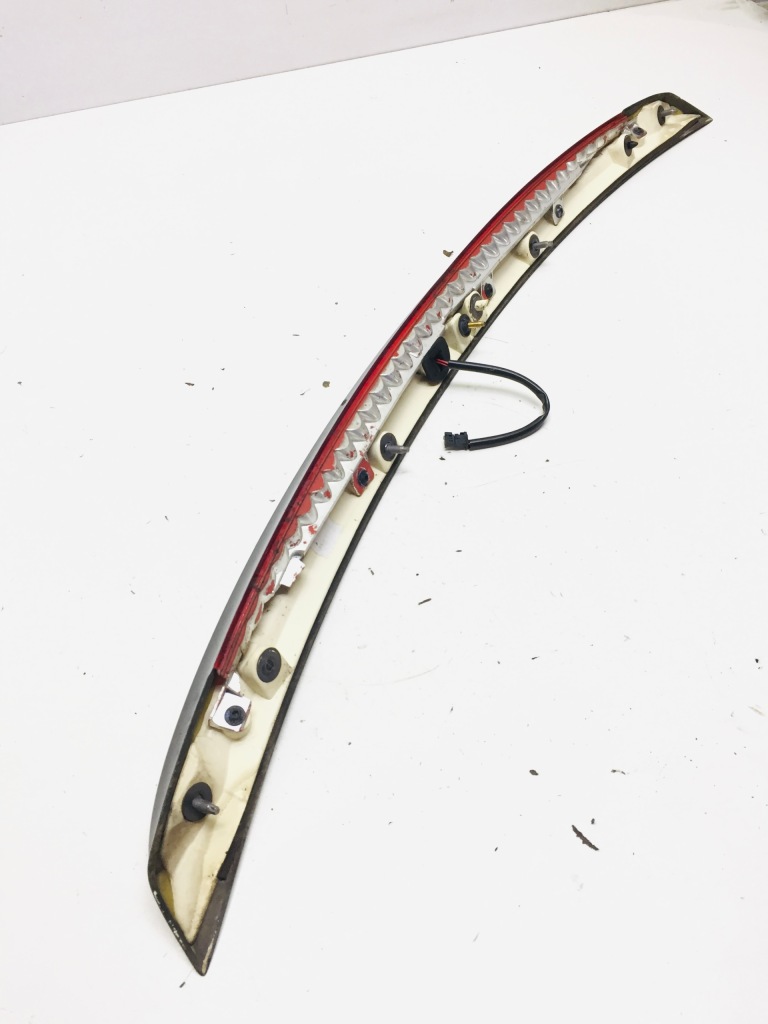 Спойлер крышки trzeci стоп peugeot 308 cc кабриолет  #172 Недорого