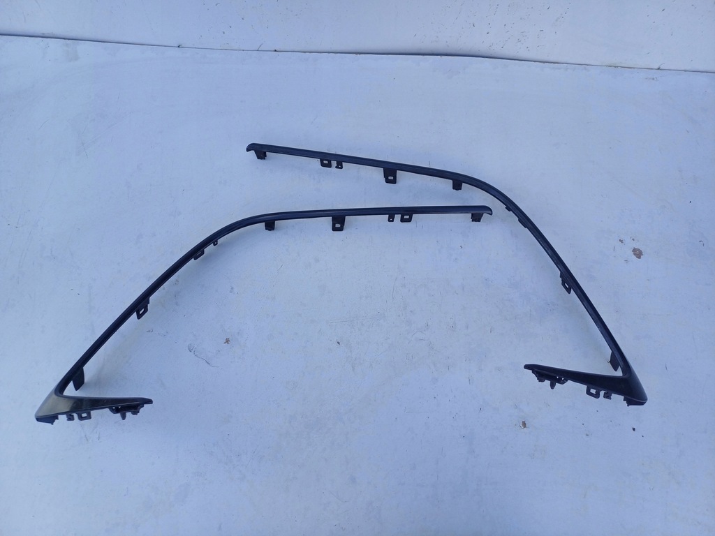 фото №1, Toyota corolla e21 молдинг бампера ліва права