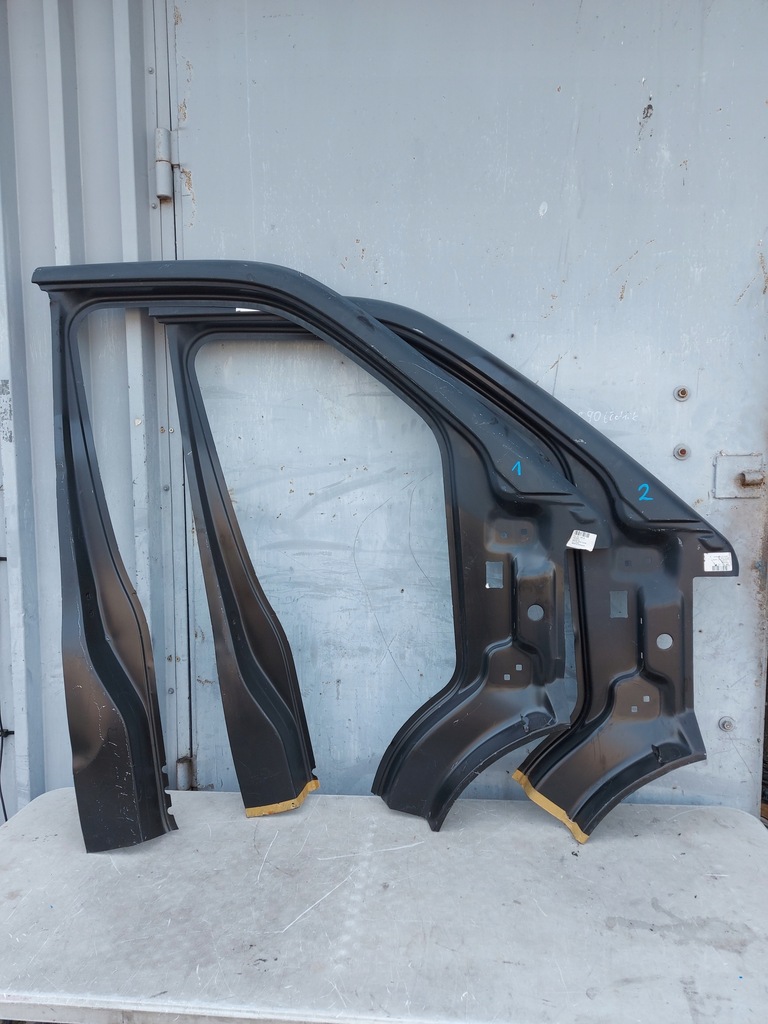 фото №1, Vw t5 блок двигателя правый перед обшивка nowe 7h0810076a