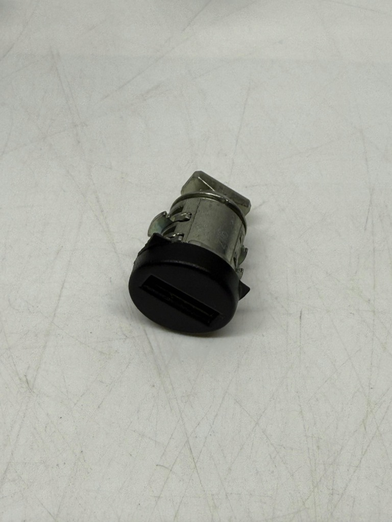 Jeep renegade ключ замок зажигания цилиндр замка вкладка в Украине