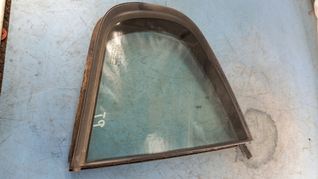 фото №1, Стекло кузовная правая honda civic 1.5b 99r