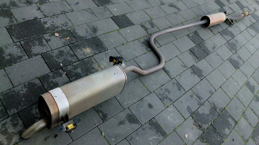 фото №3, Гаситель выхлоп citroen c4 cactus przed lift 1.2 pure tech 2014 rok