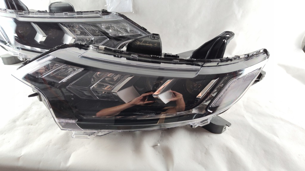 Mitsubishi outlander рестайлинг  full led левый правый фара фара в Украине