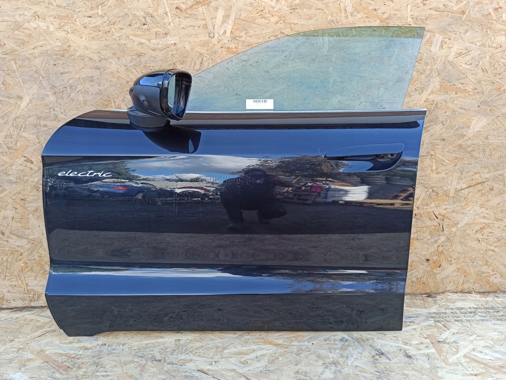 фото №1, Дверь porsche taycan 9j1 левый перед