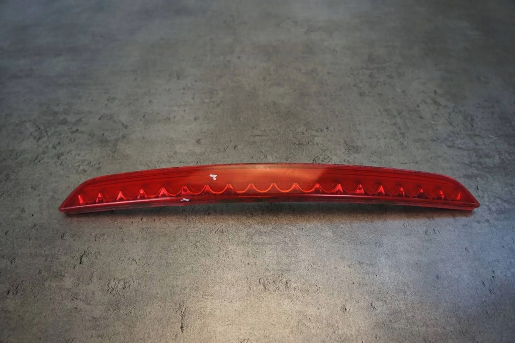 фото №1, Третий дополнительные свет стоп стоп-сигнал 8j0945097 audi tt 8j