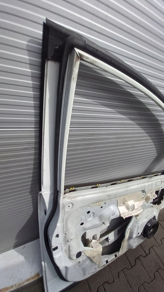 фото №8, Дверь левый перед nissan quest 05r