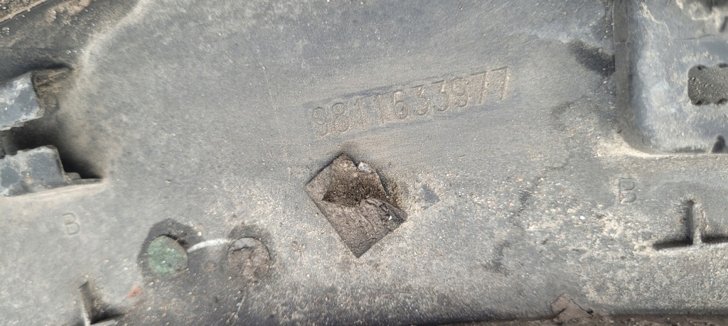 фото №8, Peugeot 3008 ii молдинг накладка крыла правый задняя