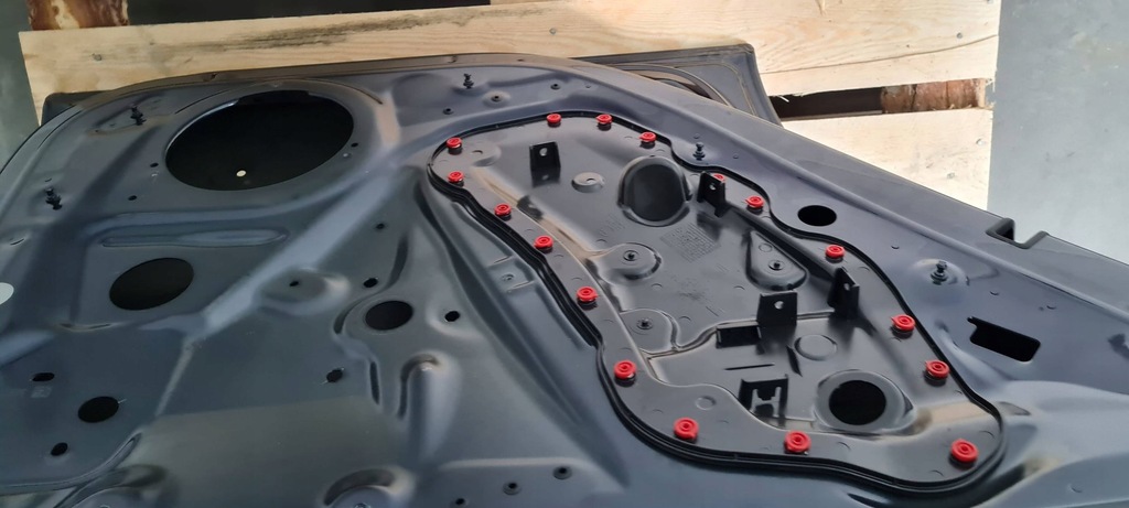 фото №16, Sq8 4m rsq8 q8 дверь обшивка левая левый задняя задние lj5l 4m8833051c