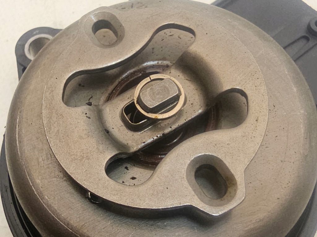 фото №10, Bmw x5 g05 19- моторчик регулювальний vanos 3.0b 9452249 usa