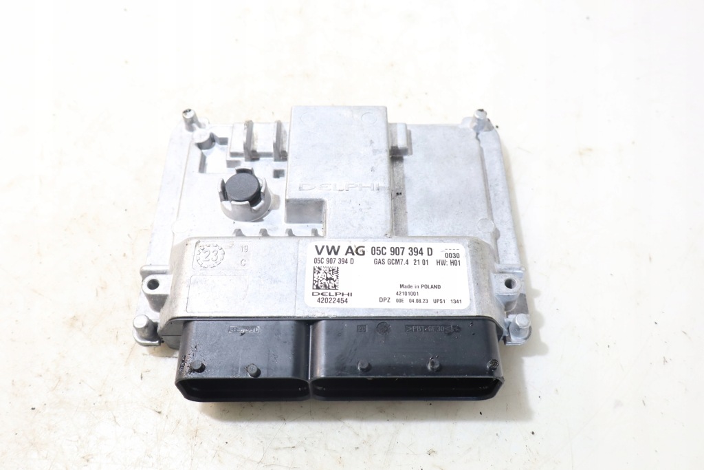 фото №1, Бортовой компьютер двигателя skoda scala 1.0