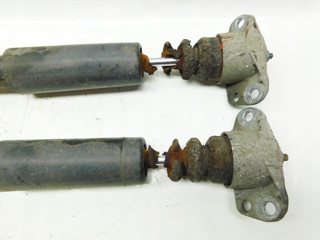 фото №3, Амортизаторы задняя 6r0513025bb - skoda rapid spaceback 12-19