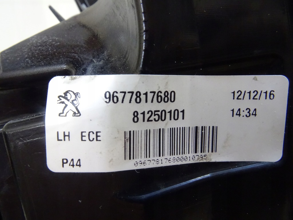 Фара задня ліва 9677817680 peugeot 308 led Недорого