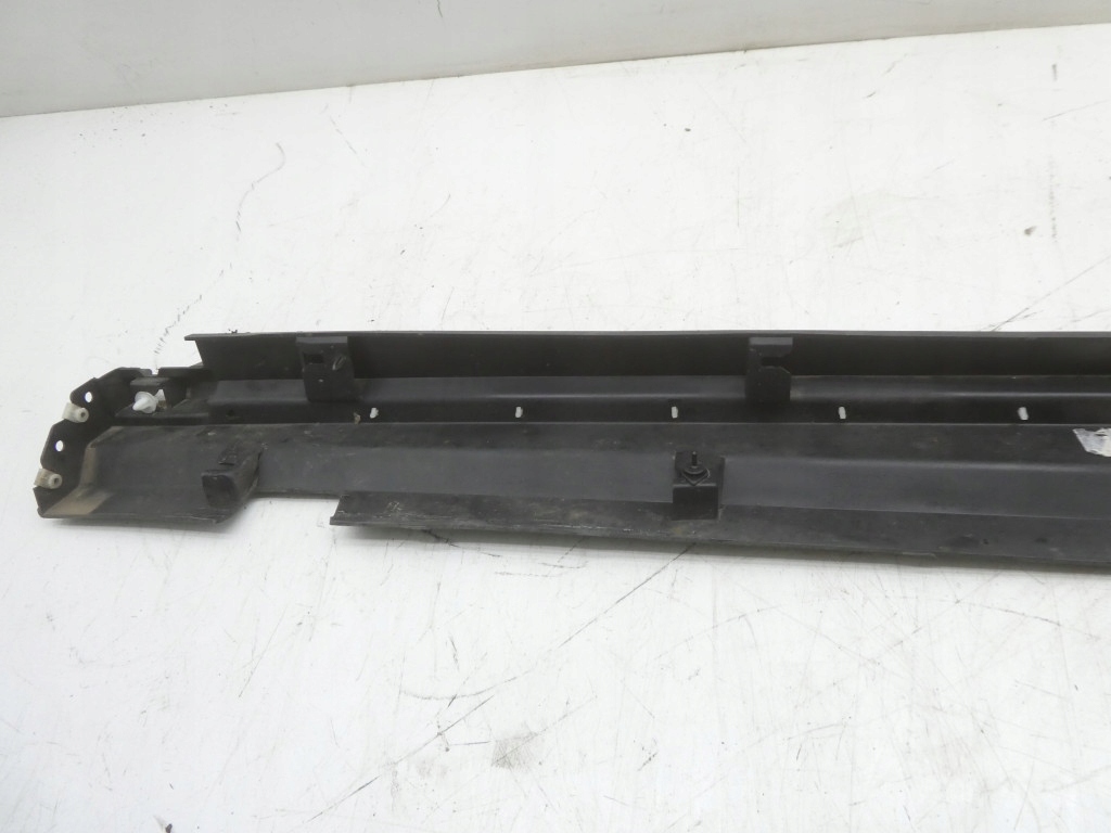 фото №6, Volvo xc40 молдинг поріг 31448224 права зовнішня