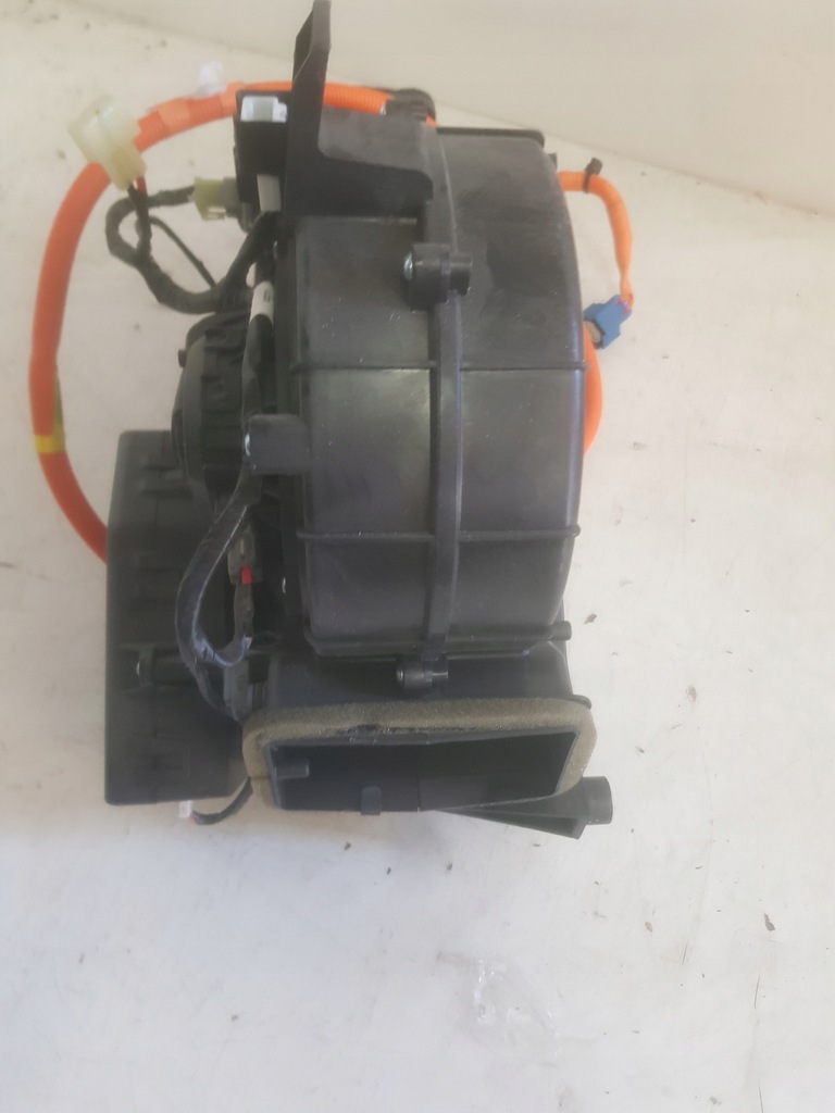 фото №4, Tesla x отопитель комплектная 3 ряд