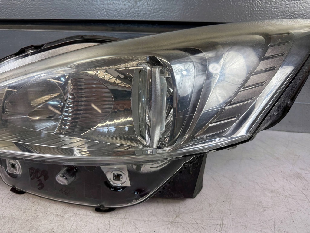 фото №12, Peugeot 508 i 10-18 лампа передняя левая 9678393380 ang