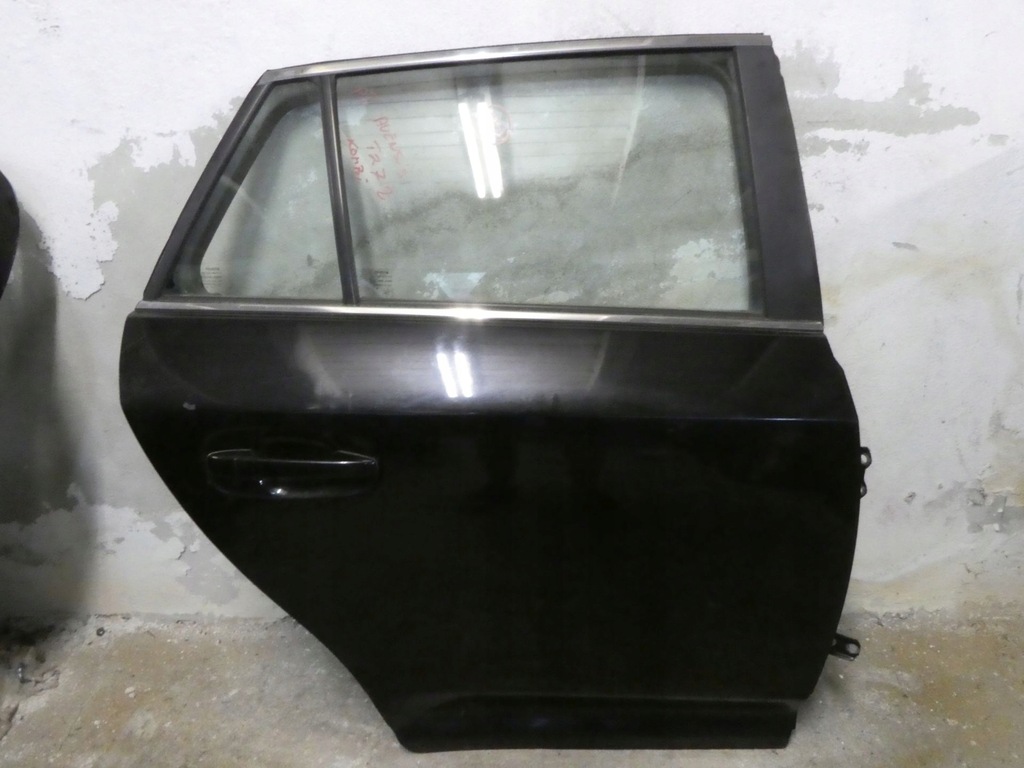 фото №1, Двері ліва лівий задня задні toyota avensis t27 kombi