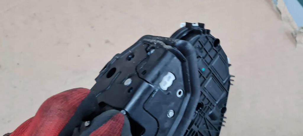 фото №12, S5 8w lift a5 замок дверь левый задняя 8pin 4g0839015n a4 b9 8w s4