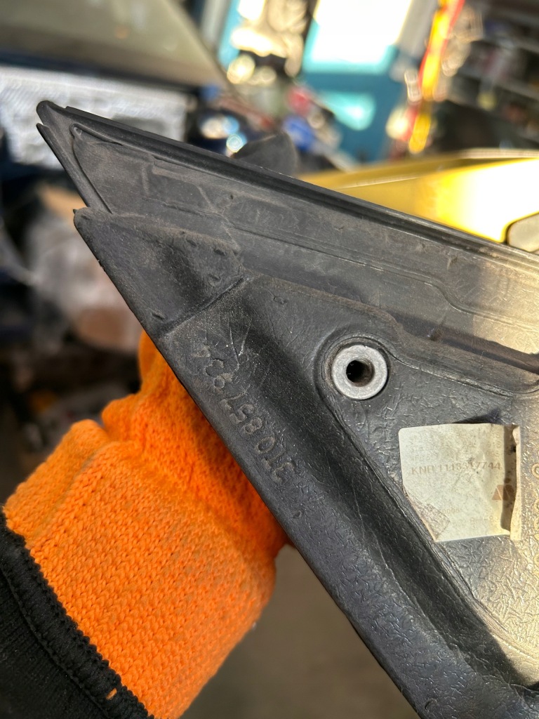 фото №6, Зеркало правое 3t0857934 superb ii kombi