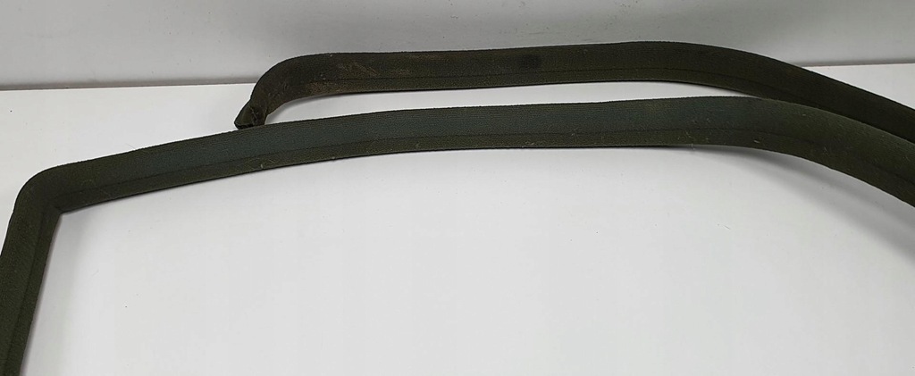 фото №3, Прокладка двері правий перед mercedes w126