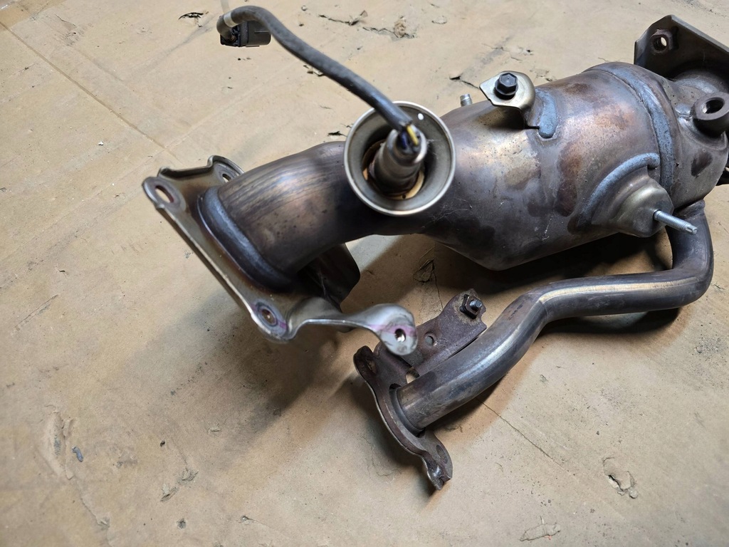 фото №7, Toyota yaris cross 1.5 гибрид катализатор датчик