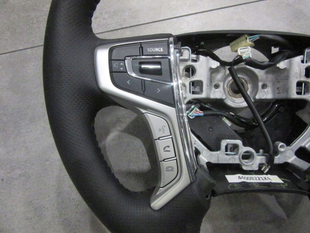 фото №8, Mitsubishi l200 vi 2022 воздуховод кожа