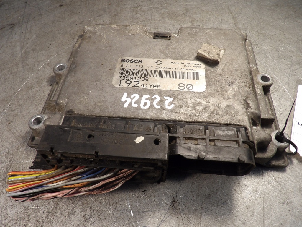 фото №1, Fiat stilo бортовой компьютер блок управления 0281010738 73501236 28sa5661