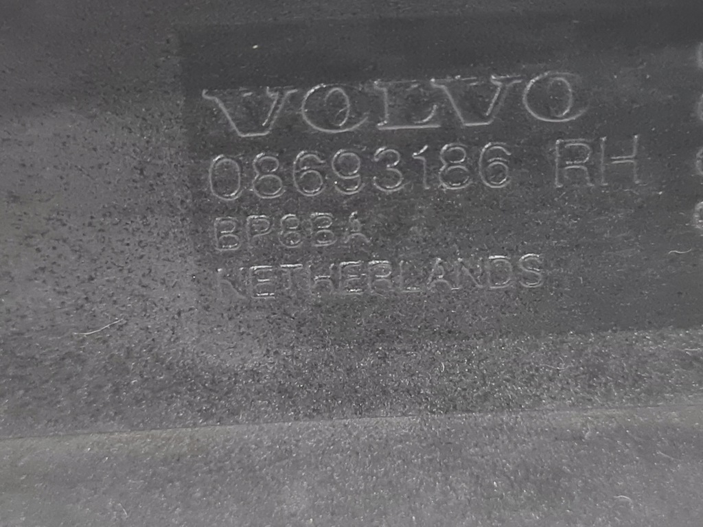 фото №6, Молдинг бампера задняя правый volvo s60 2001-2010