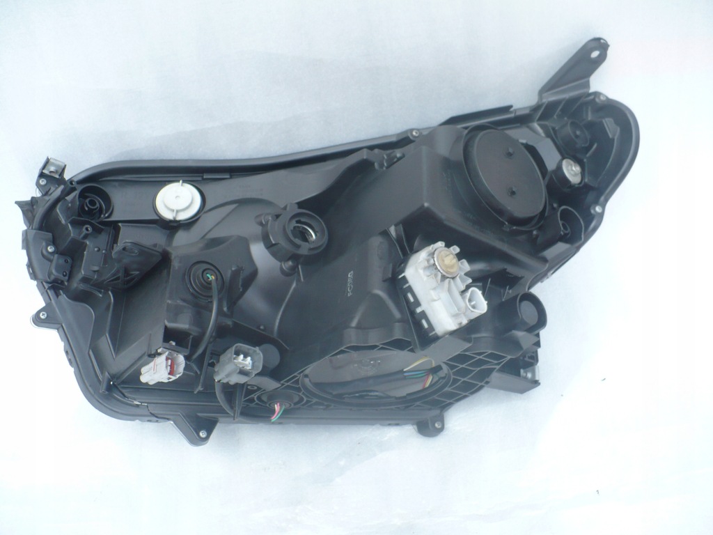 фото №2, Фара лампа правая toyota rav4 2015-18r led eu