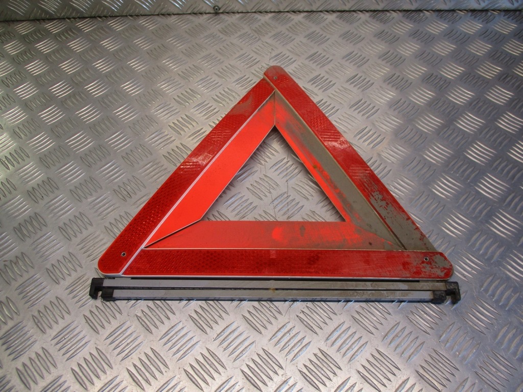 фото №1, Треугольник предупредительный seat leon ii 1.9 tdi