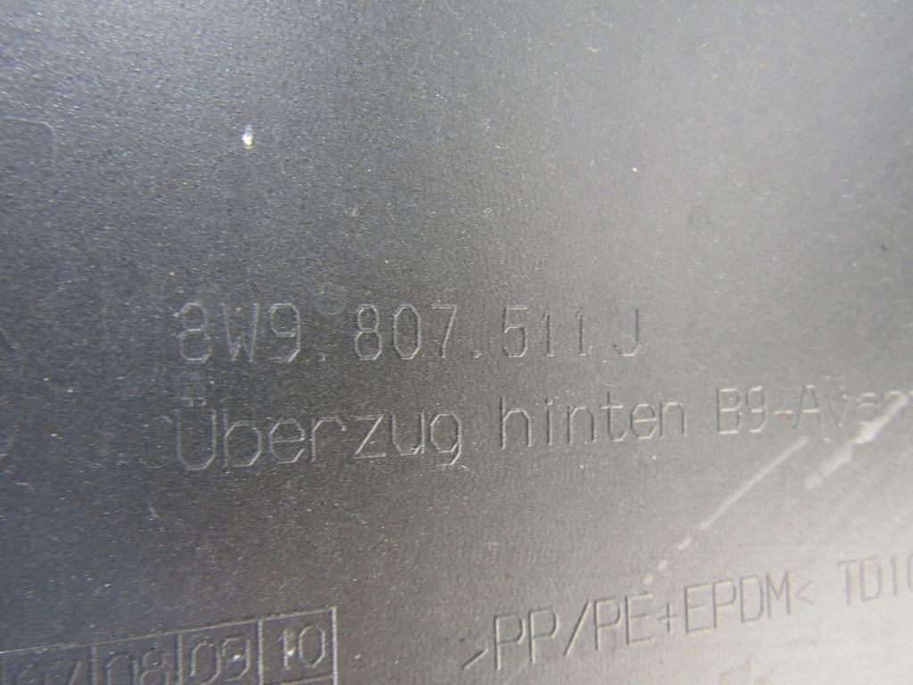 Купить Бампер audi a4 8w b9 15-19 kombi задняя pdc