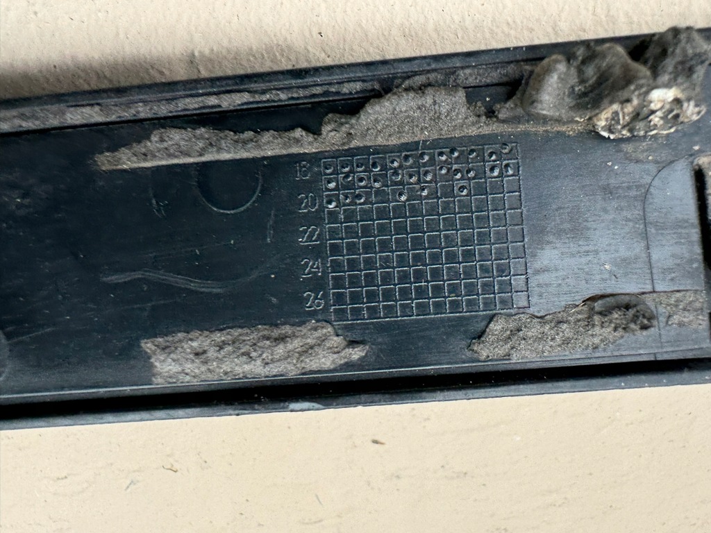 фото №10, Volvo s90 v90 16r- молдинг дверь левый задняя левая задняя 31440102