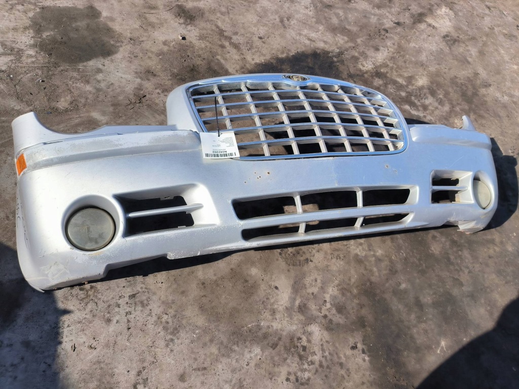 фото №3, Бампер перед chrysler 300c
