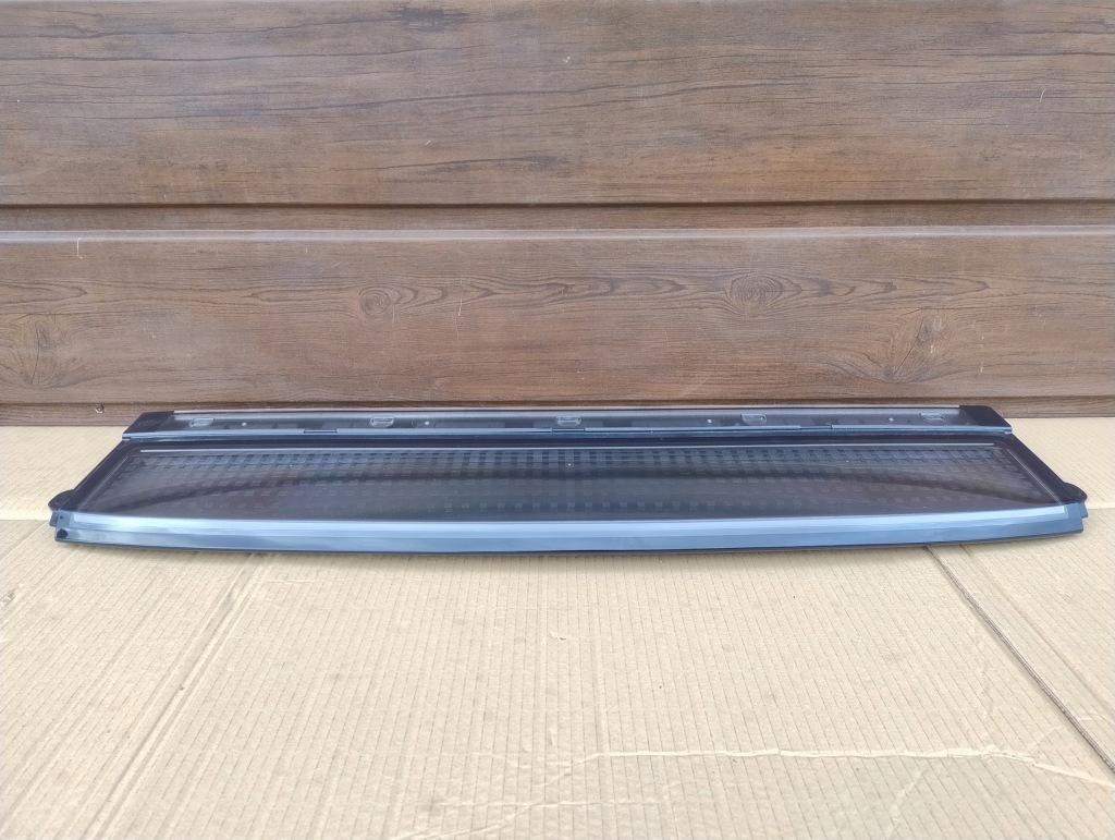 фото №1, Hyundai ioniq vi 6 лампа led бампера задняя ładna оригинал 92700-kl000