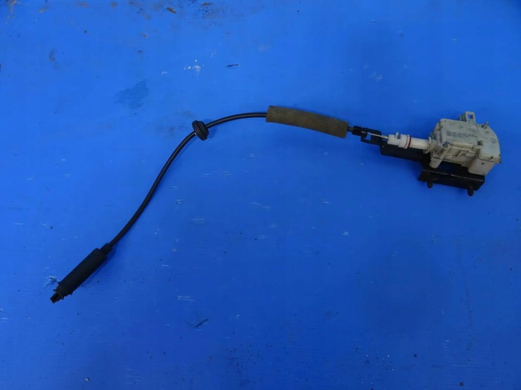 фото №1, Привід кришка заливної vw new beetle cabrio