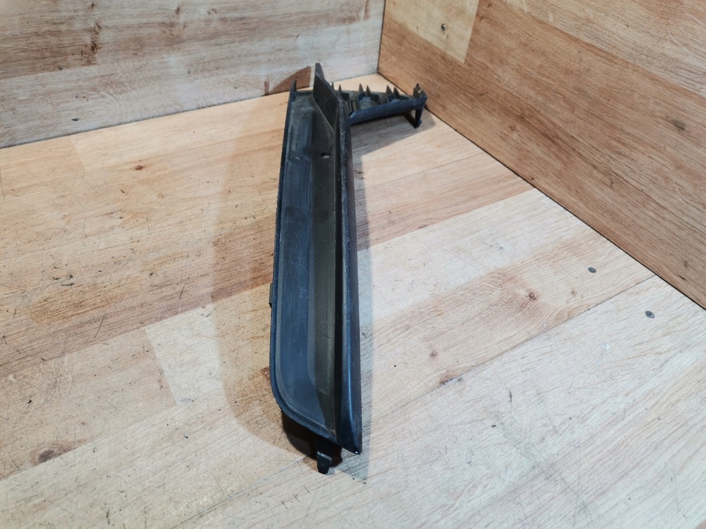 фото №6, Решітка бампера права перед skoda rapid 17- 5ja807682a