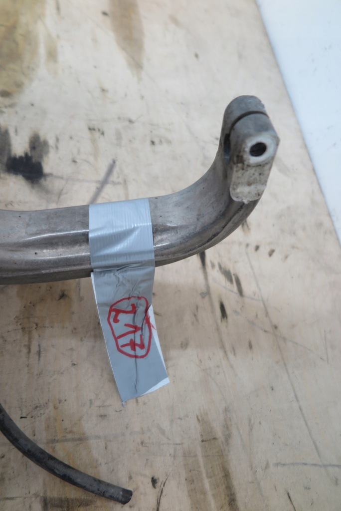 фото №3, Поворотный кулак правый перед ступица alfa romeo stelvio q4