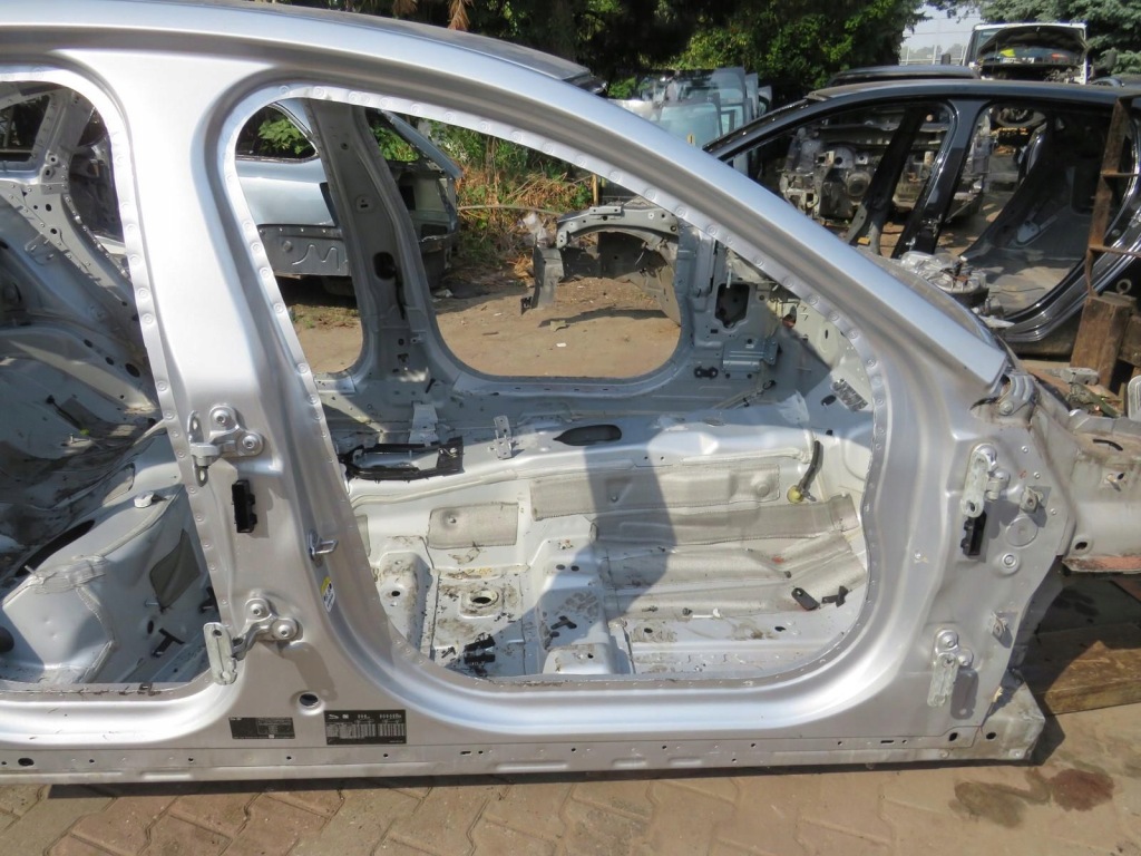 фото №1, Порог блок двигателя правый lrc jaguar xf x260 sedan