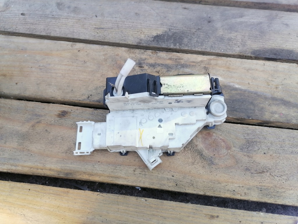 фото №1, Замок лівий задня peugeot 407 9681337280