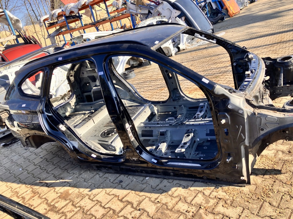 фото №1, Поріг правий długo обрізаний чверть bmw x1 f48 2015- лак 668