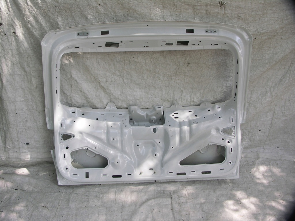 Skoda kodiaq 565 16 - 19 крышка багажника задний задняя бампер задний белый Доставка