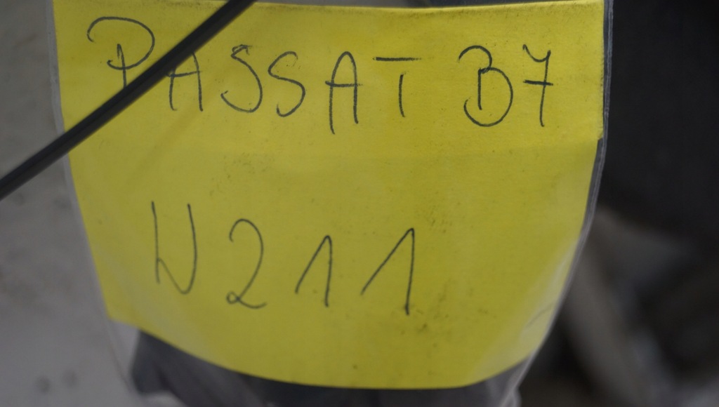 фото №12, Шумоізоляція капот + кліпси vw passat b7