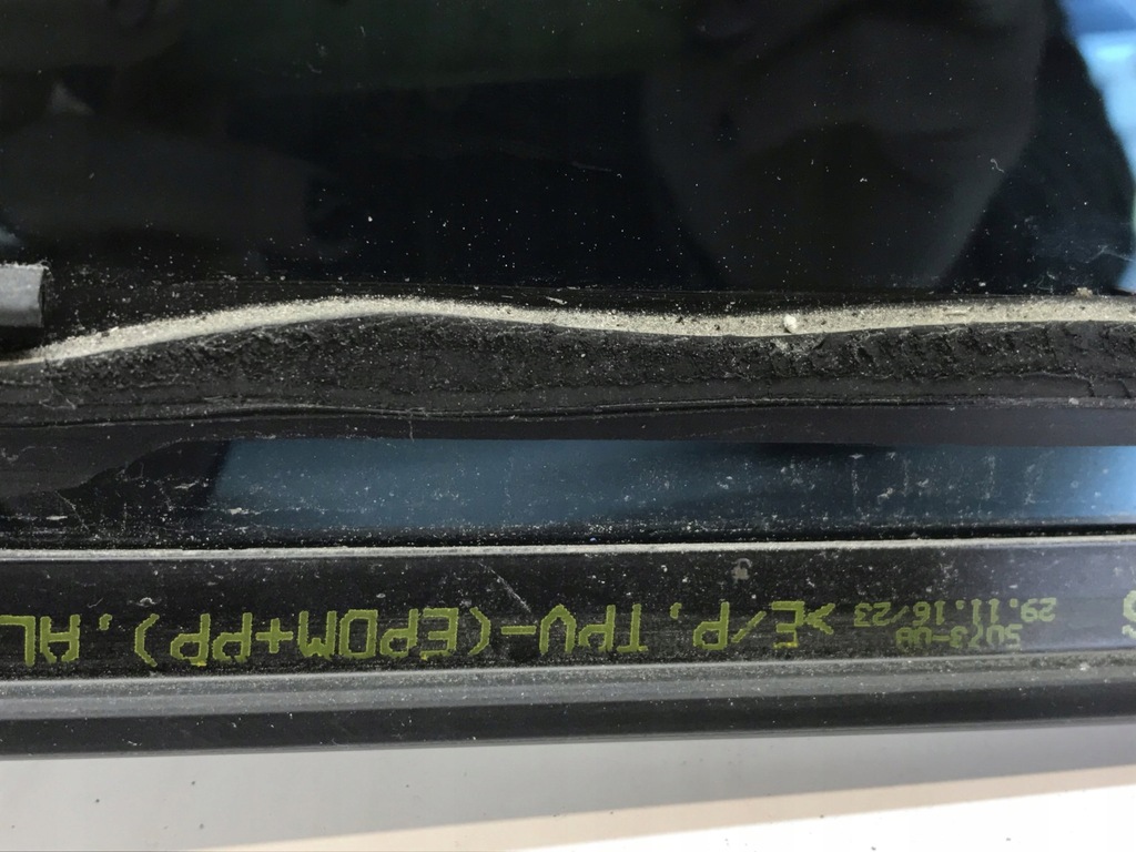 фото №13, Стекло передняя лобовое porsche macan 95b845099ny