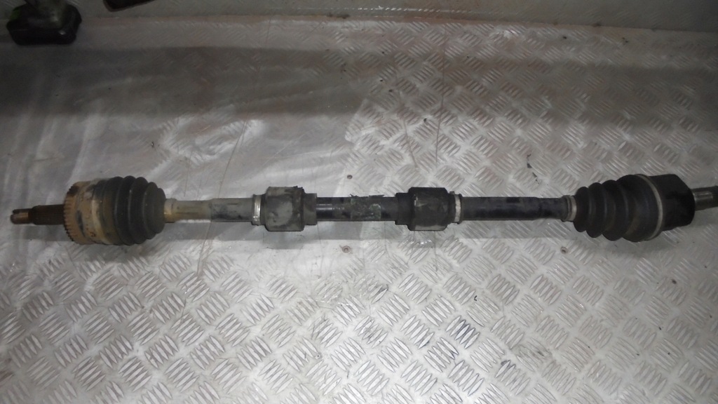 фото №1, Приводной вал правая hyundai i40 1.7 crdi 2014 kombi