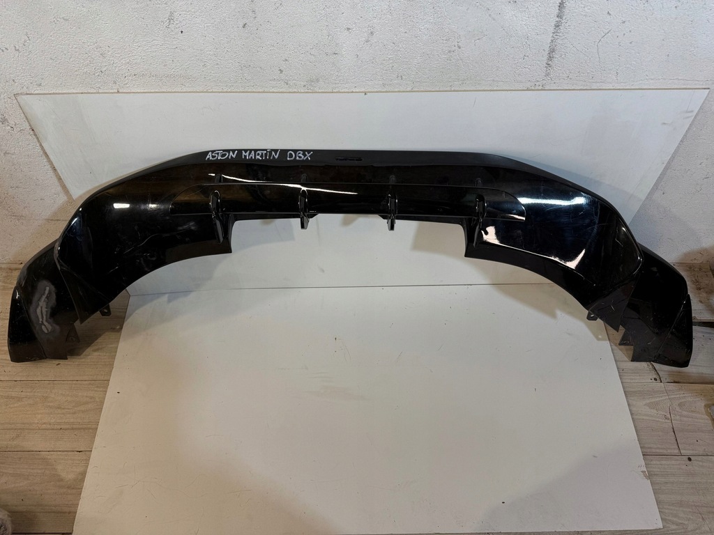 фото №1, Aston martin dbx бампер задній